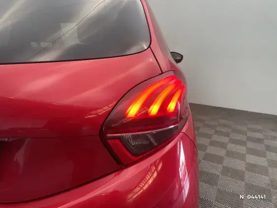 PEUGEOT 208 - voiture d'occasion - Photo 23