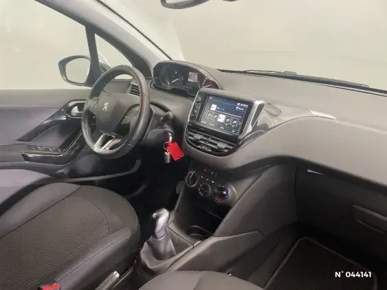 PEUGEOT 208 - voiture d'occasion - Photo 10