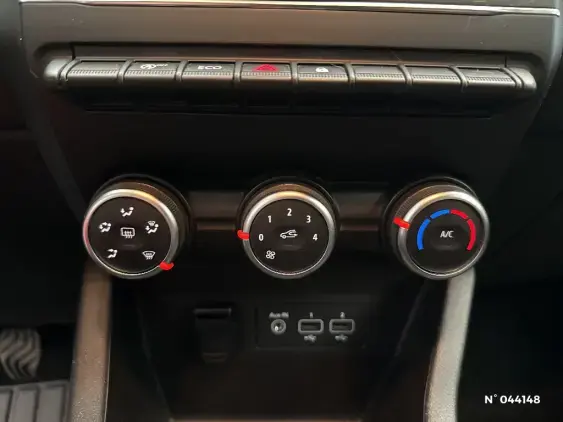 RENAULT CLIO V - voiture d'occasion - Photo 29