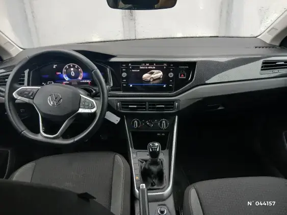 VOLKSWAGEN POLO VI - voiture d'occasion - Photo 9