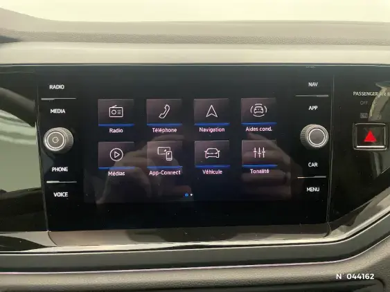 VOLKSWAGEN POLO VI - voiture d'occasion - Photo 13