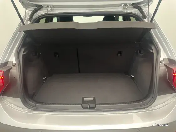VOLKSWAGEN POLO VI - voiture d'occasion - Photo 7