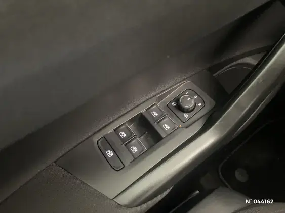 VOLKSWAGEN POLO VI - voiture d'occasion - Photo 31