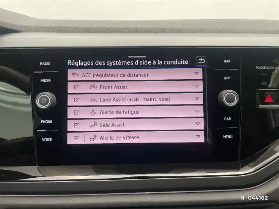 VOLKSWAGEN POLO VI - voiture d'occasion - Photo 35