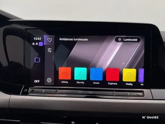 VOLKSWAGEN GOLF VIII - voiture d'occasion - Photo 30