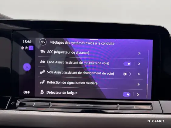 VOLKSWAGEN GOLF VIII - voiture d'occasion - Photo 31