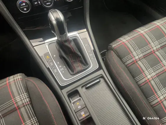 VOLKSWAGEN GOLF VII - voiture d'occasion - Photo 23
