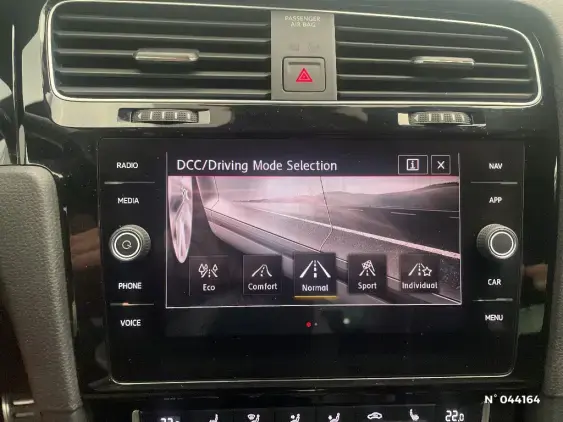 VOLKSWAGEN GOLF VII - voiture d'occasion - Photo 30