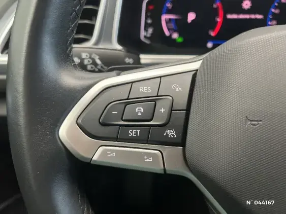 VOLKSWAGEN T-ROC - voiture d'occasion - Photo 28