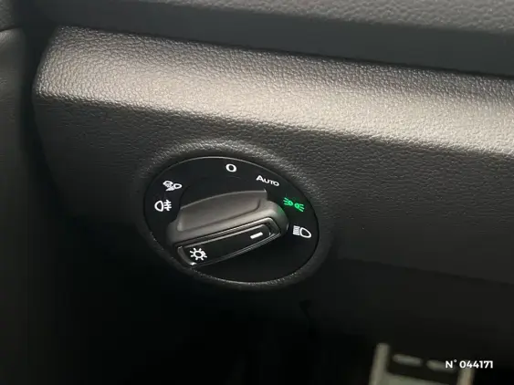 VOLKSWAGEN T-ROC - voiture d'occasion - Photo 15