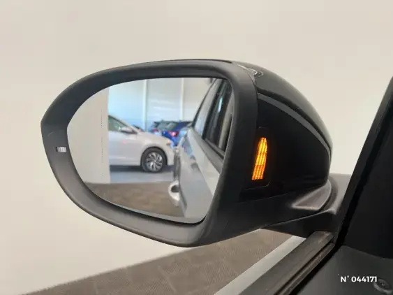 VOLKSWAGEN T-ROC - voiture d'occasion - Photo 29