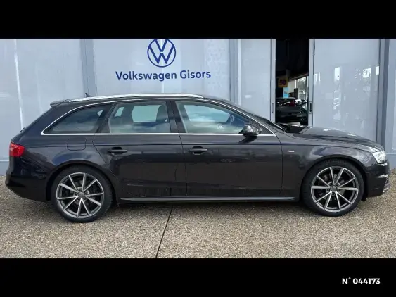 AUDI A4 AVANT V - voiture d'occasion - Photo 5