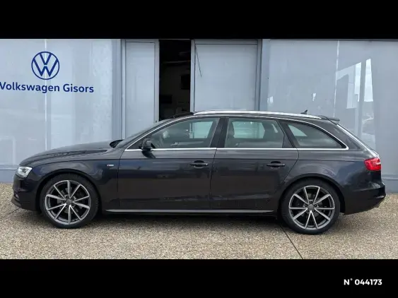 AUDI A4 AVANT V - voiture d'occasion - Photo 2
