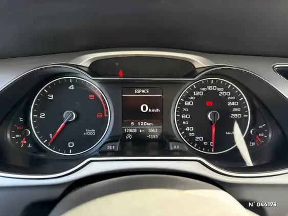 AUDI A4 AVANT V - voiture d'occasion - Photo 12