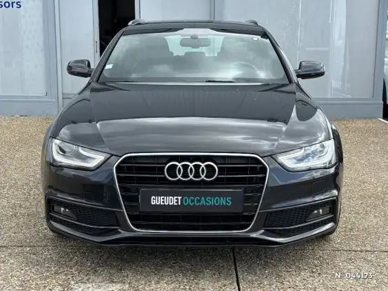 AUDI A4 AVANT V - voiture d'occasion - Photo 3
