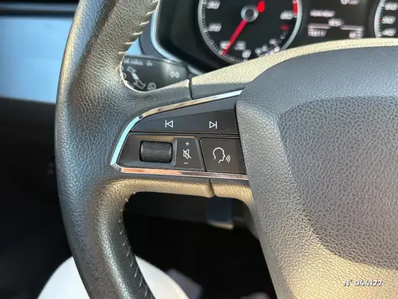 SEAT ARONA - voiture d'occasion - Photo 26