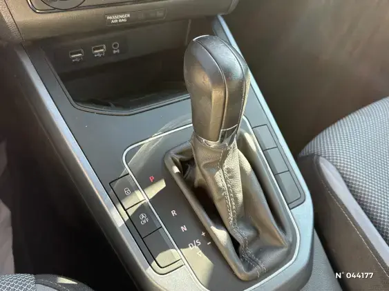 SEAT ARONA - voiture d'occasion - Photo 30