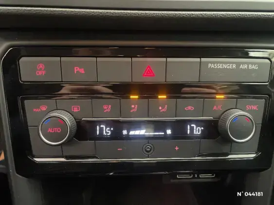 VOLKSWAGEN T-CROSS - voiture d'occasion - Photo 25