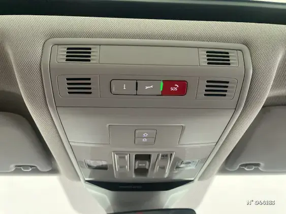 VOLKSWAGEN T-ROC - voiture d'occasion - Photo 15