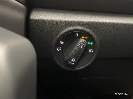 VOLKSWAGEN T-ROC - voiture d'occasion - Photo 32