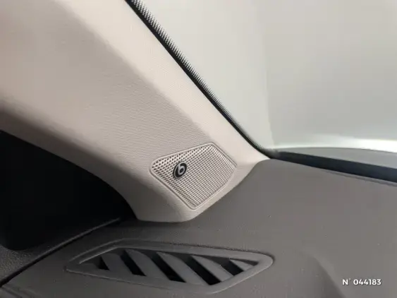 VOLKSWAGEN T-ROC - voiture d'occasion - Photo 35