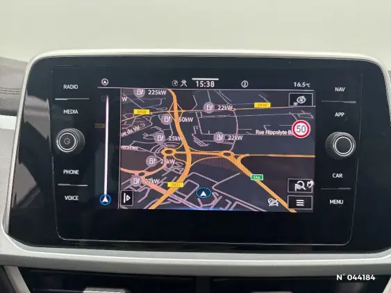 VOLKSWAGEN T-ROC - voiture d'occasion - Photo 32