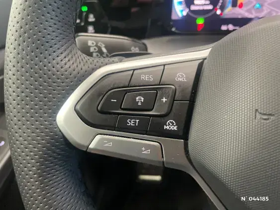 VOLKSWAGEN GOLF VIII - voiture d'occasion - Photo 35