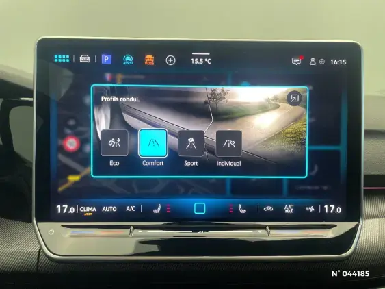 VOLKSWAGEN GOLF VIII - voiture d'occasion - Photo 36