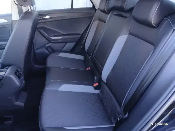 VOLKSWAGEN T-ROC - voiture d'occasion - Photo 11