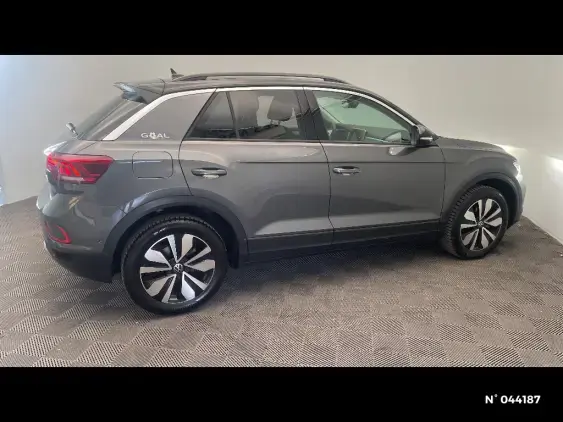 VOLKSWAGEN T-ROC - voiture d'occasion - Photo 5