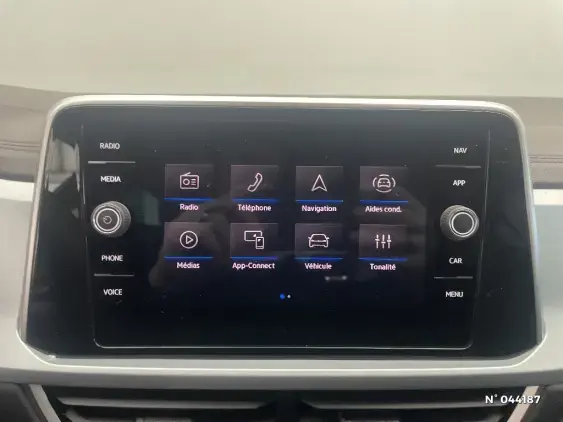 VOLKSWAGEN T-ROC - voiture d'occasion - Photo 13