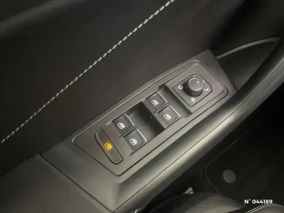 VOLKSWAGEN T-ROC - voiture d'occasion - Photo 26