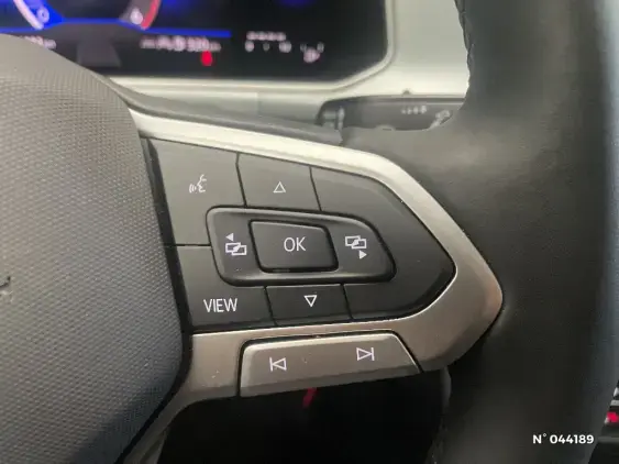 VOLKSWAGEN T-ROC - voiture d'occasion - Photo 28