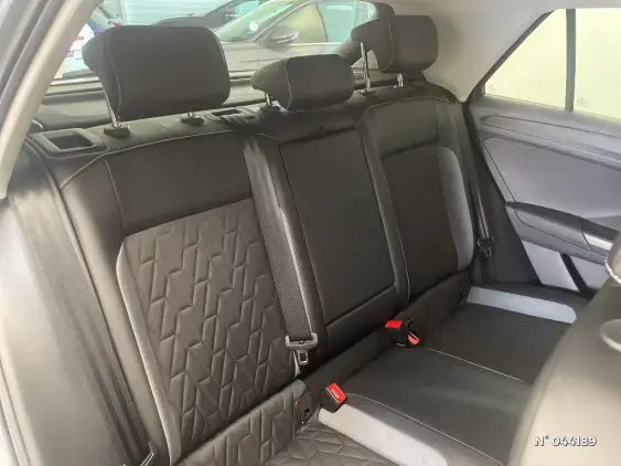 VOLKSWAGEN T-ROC - voiture d'occasion - Photo 11