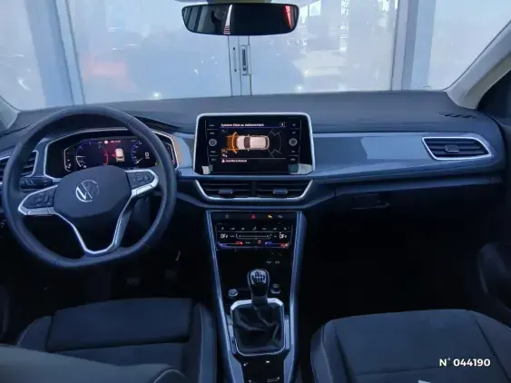 VOLKSWAGEN T-ROC - voiture d'occasion - Photo 9