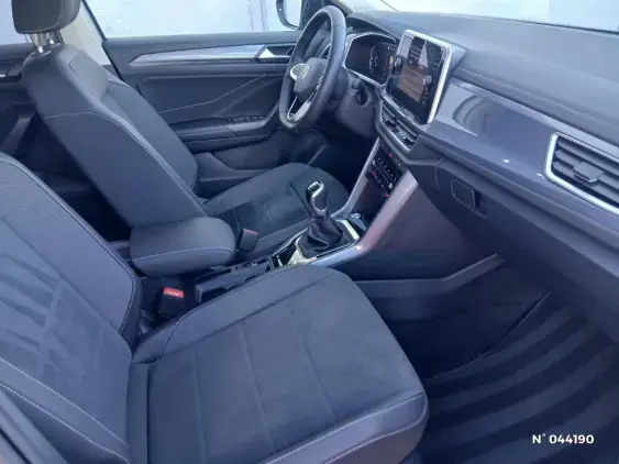 VOLKSWAGEN T-ROC - voiture d'occasion - Photo 10