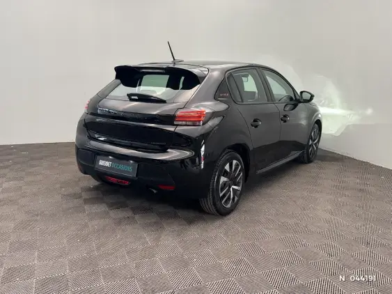 PEUGEOT 208 II - voiture d'occasion - Photo 4