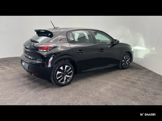 PEUGEOT 208 II - voiture d'occasion - Photo 5