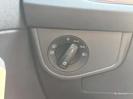 VOLKSWAGEN POLO VI - voiture d'occasion - Photo 15