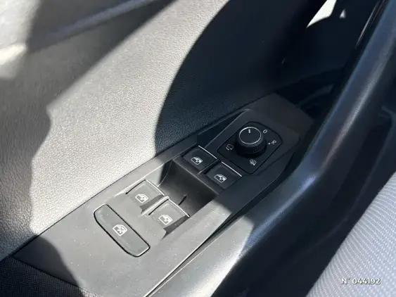 VOLKSWAGEN POLO VI - voiture d'occasion - Photo 27