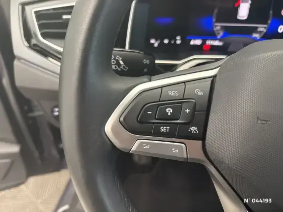 VOLKSWAGEN POLO VI - voiture d'occasion - Photo 15