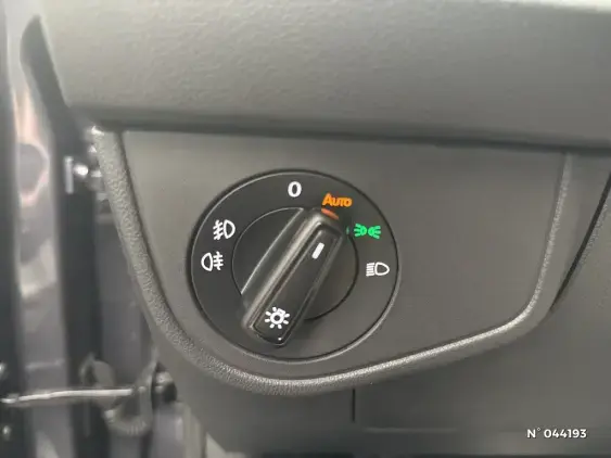 VOLKSWAGEN POLO VI - voiture d'occasion - Photo 26