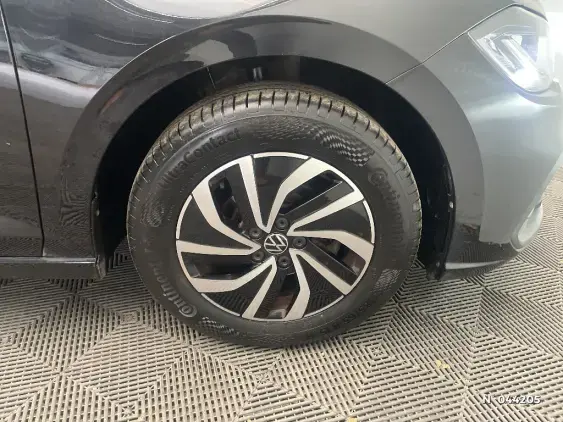 VOLKSWAGEN POLO VI - voiture d'occasion - Photo 8