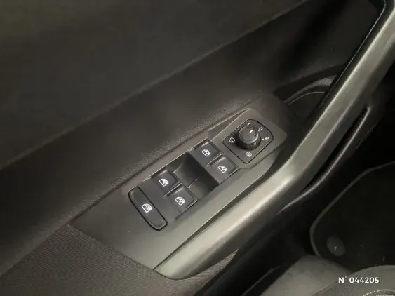 VOLKSWAGEN POLO VI - voiture d'occasion - Photo 26