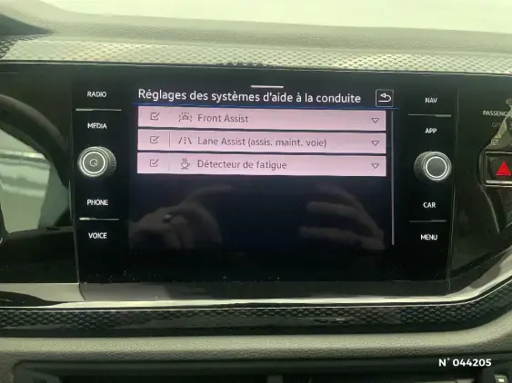 VOLKSWAGEN POLO VI - voiture d'occasion - Photo 33