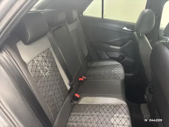 VOLKSWAGEN T-ROC - voiture d'occasion - Photo 11