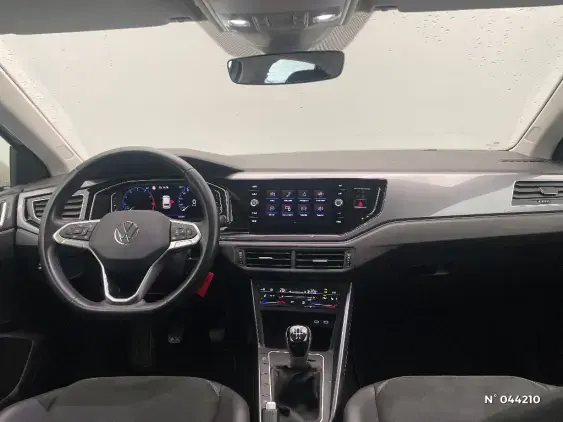 VOLKSWAGEN POLO VI - voiture d'occasion - Photo 9