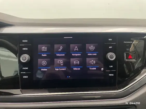 VOLKSWAGEN POLO VI - voiture d'occasion - Photo 13