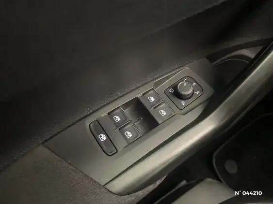 VOLKSWAGEN POLO VI - voiture d'occasion - Photo 26