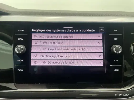 VOLKSWAGEN POLO VI - voiture d'occasion - Photo 32